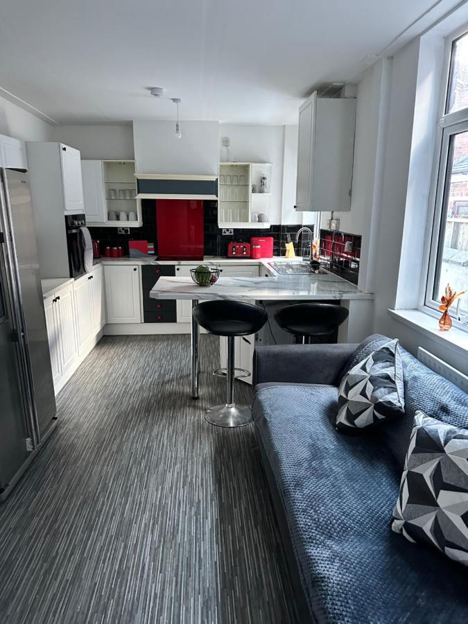 Tiye Estates Short Stay Stoke-on-Trent Eksteriør billede